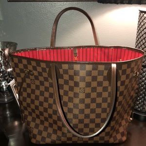 Like new authentic LV neverfull MM!